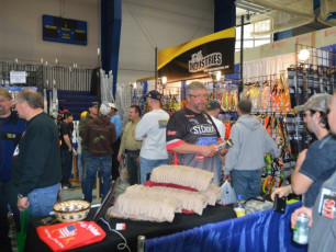 4FB74FEC-6EB5-4FFD-BA41-BAE87C07A2B5