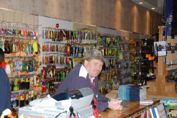 516303AF-1349-414C-BF5C-D2EC8519D9B0