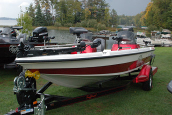 544B1F48-C5B7-49D6-B338-43CC92007676