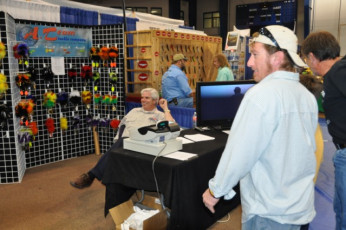 561377FA-C4B5-4A1C-BD3D-C6F87028274E