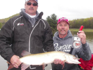 5920B5B2-5A4F-49D3-BA36-7C2C0AEF5F1F