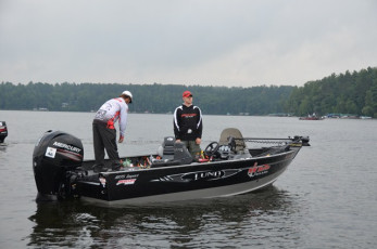 615CCB23-018F-4C83-A05F-8C01BEEE695B