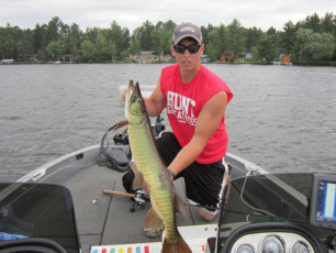 64C076A2-F78E-4B58-8310-84942805843C