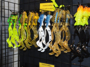 64E3F064-31A1-40D7-8BD1-2C65232654B5