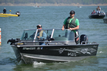 6A298D2E-661E-4C3E-8143-356BBB46C03F