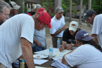 6A637F05-50FC-473F-BB7B-9995F7B55F04