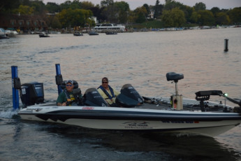 6D00BE7F-7D12-4887-BB19-C3949B72E12A