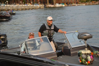 6D3FD376-DAC9-4E21-B3E4-3618BA745931