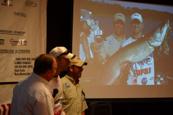 6F986BA2-2A1E-438E-86DD-82617E31E178