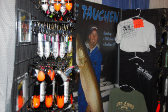 72CA26FE-067D-45E5-800E-AFF64593EF58