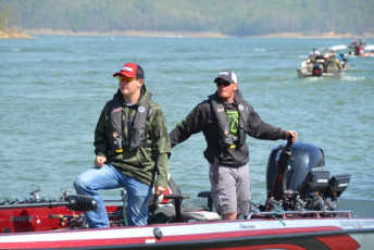 73EE6A58-457B-434F-85A8-458AACAB0B7D