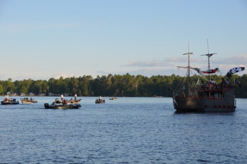 7664CD1B-CCB0-4639-888A-C0976E4862F1