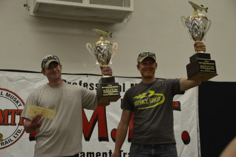 76CFC4F6-5F5C-4F3D-A5AD-DAC43E53655F