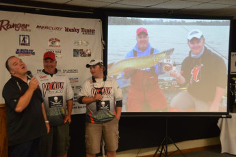 787F9FA1-8B5D-4AD4-B28F-D108A3474949