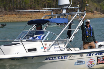 7898C3ED-2001-496F-B204-3F5BA4E856C0