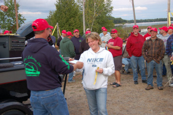 795CCE82-28D6-4665-894B-00C7AAA56D31