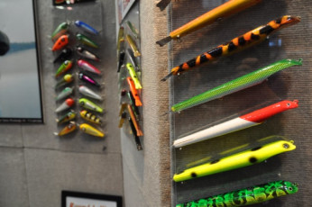 79DB7912-6BDD-48B4-B46C-570F47308153