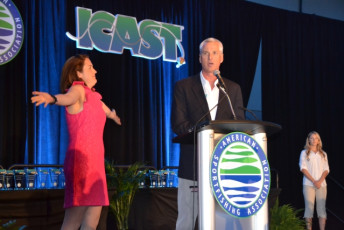 7B993A8D-C6DA-4AE5-B45D-753997D534F2