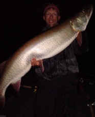 7CB57BB6-E025-471D-8595-E46D53046E25