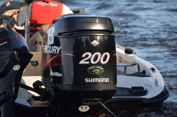 7E4E9672-0F98-41E7-9A7C-235125BDE832