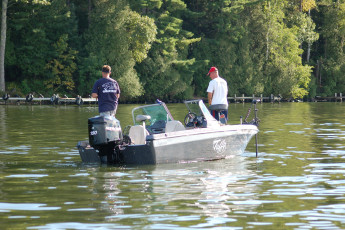 7FB19B4F-2F3C-4B15-9633-CF13916E2FBD