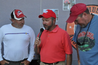 81D16AD8-2723-40B8-BE94-61F3CA972CF0