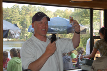 8814351E-1B9E-41F7-94B2-B3AE03D4B29D