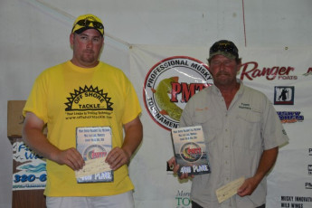 8D6B91B3-2217-43F2-8976-2ABDA82AA3F0