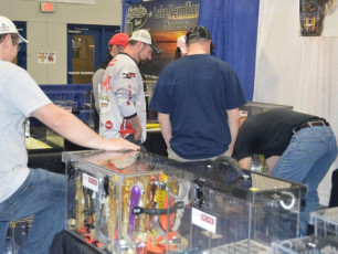 8E4DE134-C1D3-4D31-9776-1B29470786F1