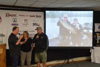 8EEC73E0-E28F-4BBF-BB45-AE9A9FDAD731