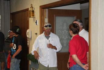 8F23892F-8093-4472-8CC1-D6C1D3569CAF