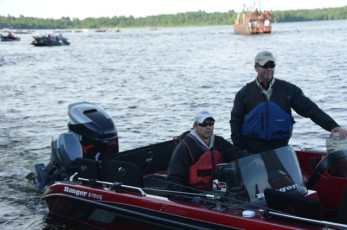 9512B1E1-B843-49B0-83D9-39E859A5BD94