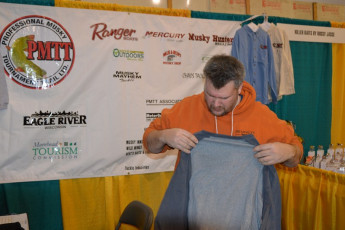 9A60EF3F-251C-431B-9BA9-5B083B49EA0D