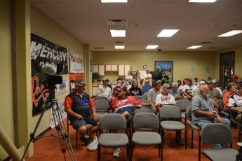 9D570CD1-B9CF-4638-AF5D-4EADCD7FF703