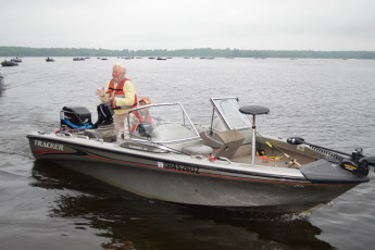 9D7D335D-B88E-49F6-BACE-6CDE3B317312