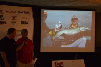 9E2A7CED-1428-4C7C-A293-16234D7BC51E