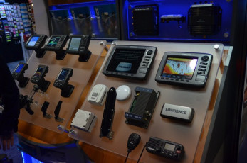 9FF8B05C-4F73-44A0-AEBD-FF76D947AF21