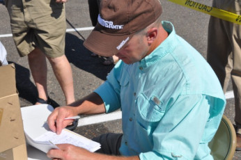 A1321F04-8FBD-45AC-8A32-5750914F1DE2