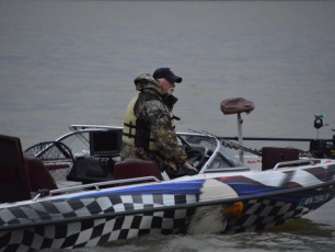 A2FB7510-BC0F-423C-B4F7-1D72089E9485