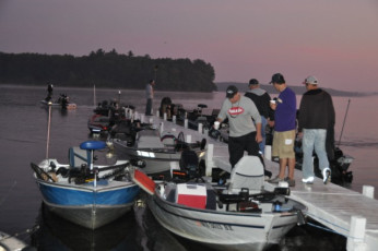 AA0EAEBF-8691-4E6E-9C32-E98A4CDB633B