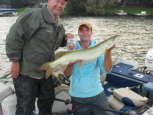 AA7CCB4D-E526-425D-9E5A-3495D3E79D76