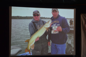 B012DC08-CC0F-4E21-A689-2076A895B7CF