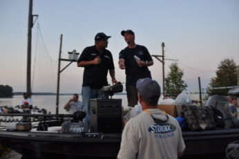 B32E068C-C46B-4BF8-87CE-CAA75AF85332