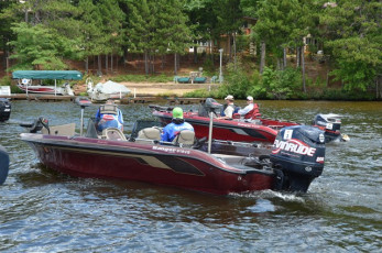 B33F55BC-3526-41A9-8301-045039CE4BE2