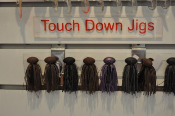 B5DB79CC-BAAE-4F28-B09F-5EF056331CC5