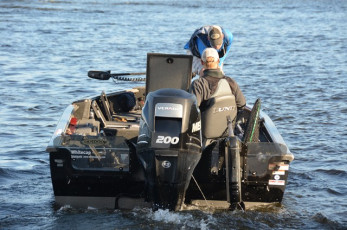 B65A628D-8359-4D9A-89F2-18249C723E57