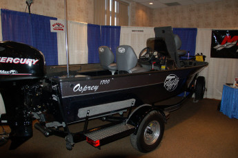 B68EF39D-1CEF-41AD-993D-59015A1EE547