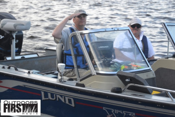 B7AB5050-9BEF-40EF-BEAC-1421B65E1EC5