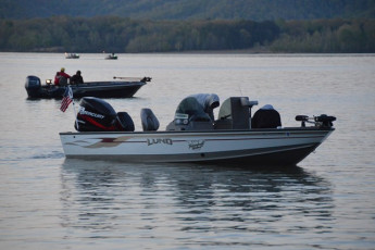 B7D9FA64-0848-4C4C-BE51-111AFA6B3E99