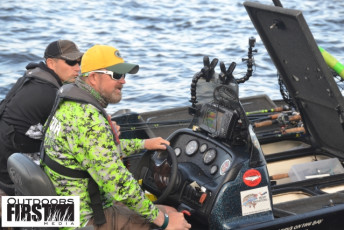 BAD3B028-443B-4B75-B313-825F443DBBAB